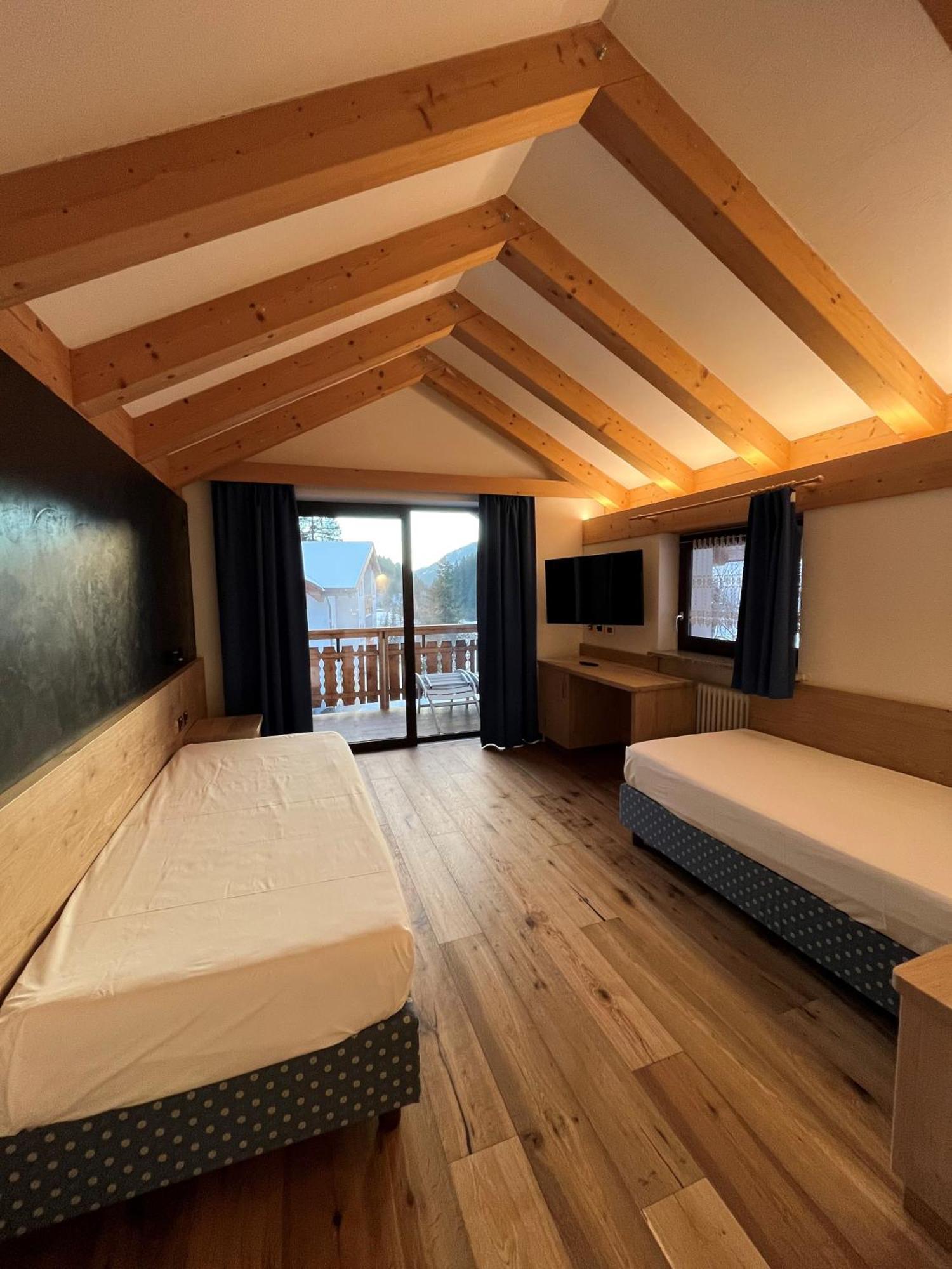Hotel Terme Antico Bagno Pozza di Fassa Szoba fotó